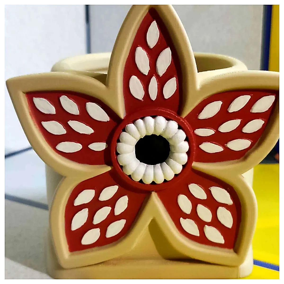 Pen Holder Desk Organizer Flower Pot Creative Decoration Phone Stand Office Study Storage Desktop Flower Rack Demoflower