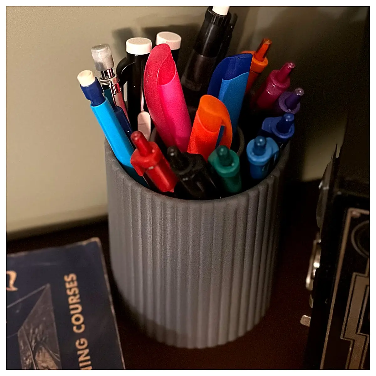Modern Pen Holder Pen Case Multi Functional Standing Organizer Desk Office Study Support Box