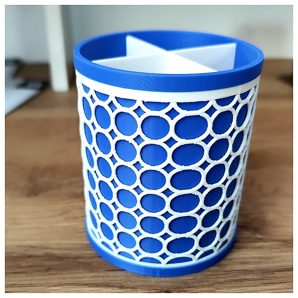 Pen Holder Stand Up Desk Pen Case Organizer Pencil Holder Storage Desktop Writing Accessories Pen Tube Holder Creative Storage