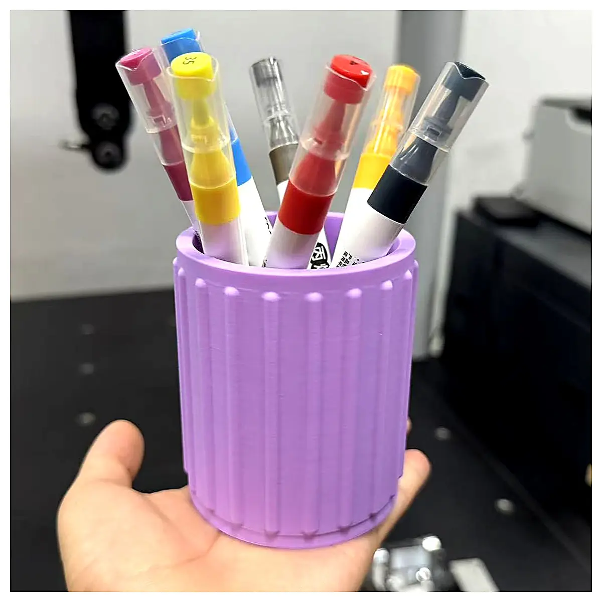 Modern Minimalist Pen Holder Creative Desk Decor Pen Caddy Office Writing Supplies Simple Style
