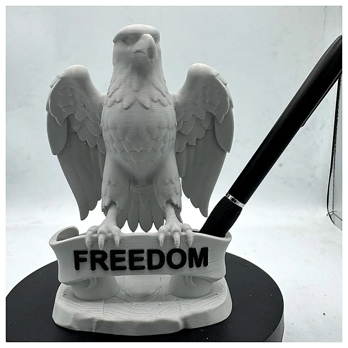 Patriot Freedom Pen Holder Desk Organizer Stationery Storage Office Supplies Creative Gift Office Decoration Pen Case