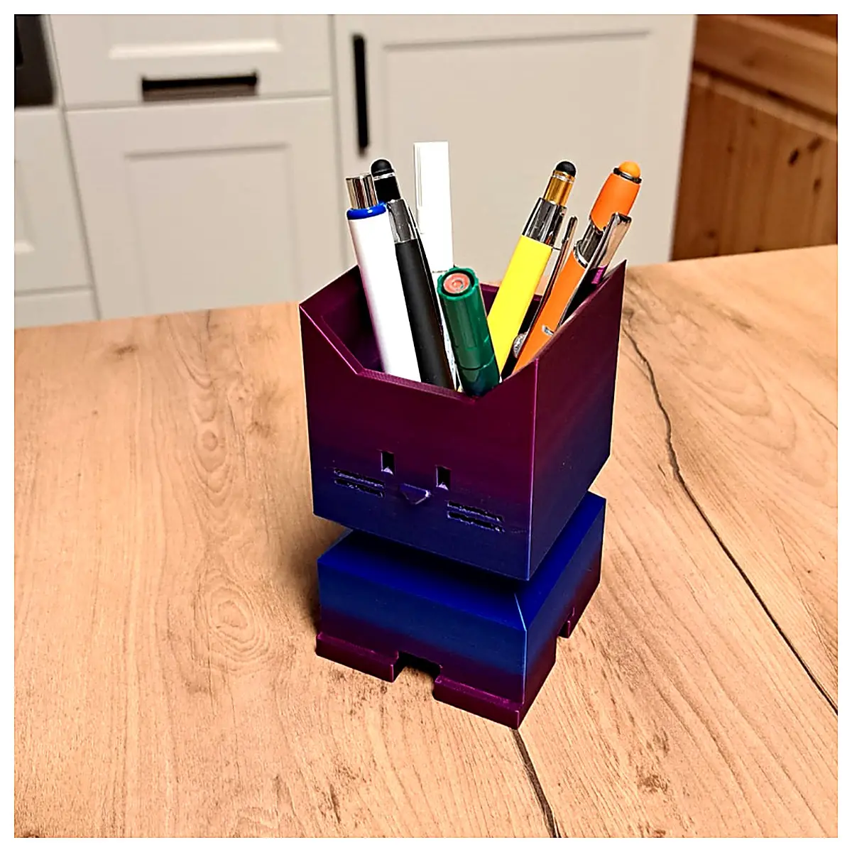 Cali Cat Pen Holder Creative Desk Organizer Multi Function Pen Tube Office School Supplies Mobile Phone Stand Simple Cute
