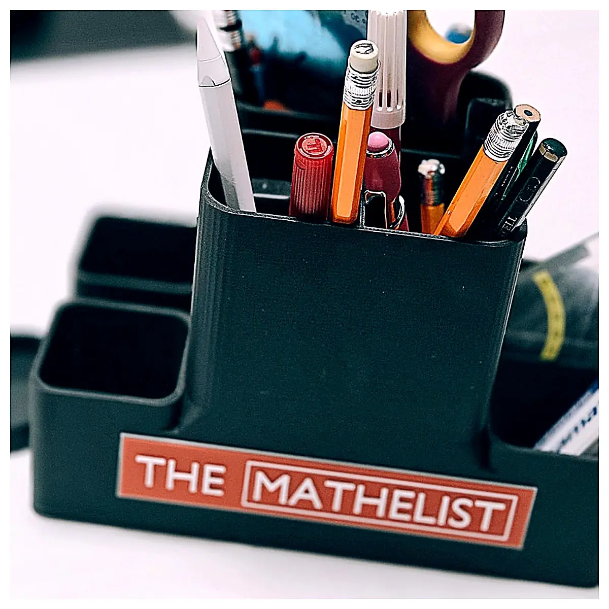 Pen Holder Creative Portable Student Stationery Organizer Pencil Case Phone Stand Desktop Storage Learning Accessories Multi Function Holder