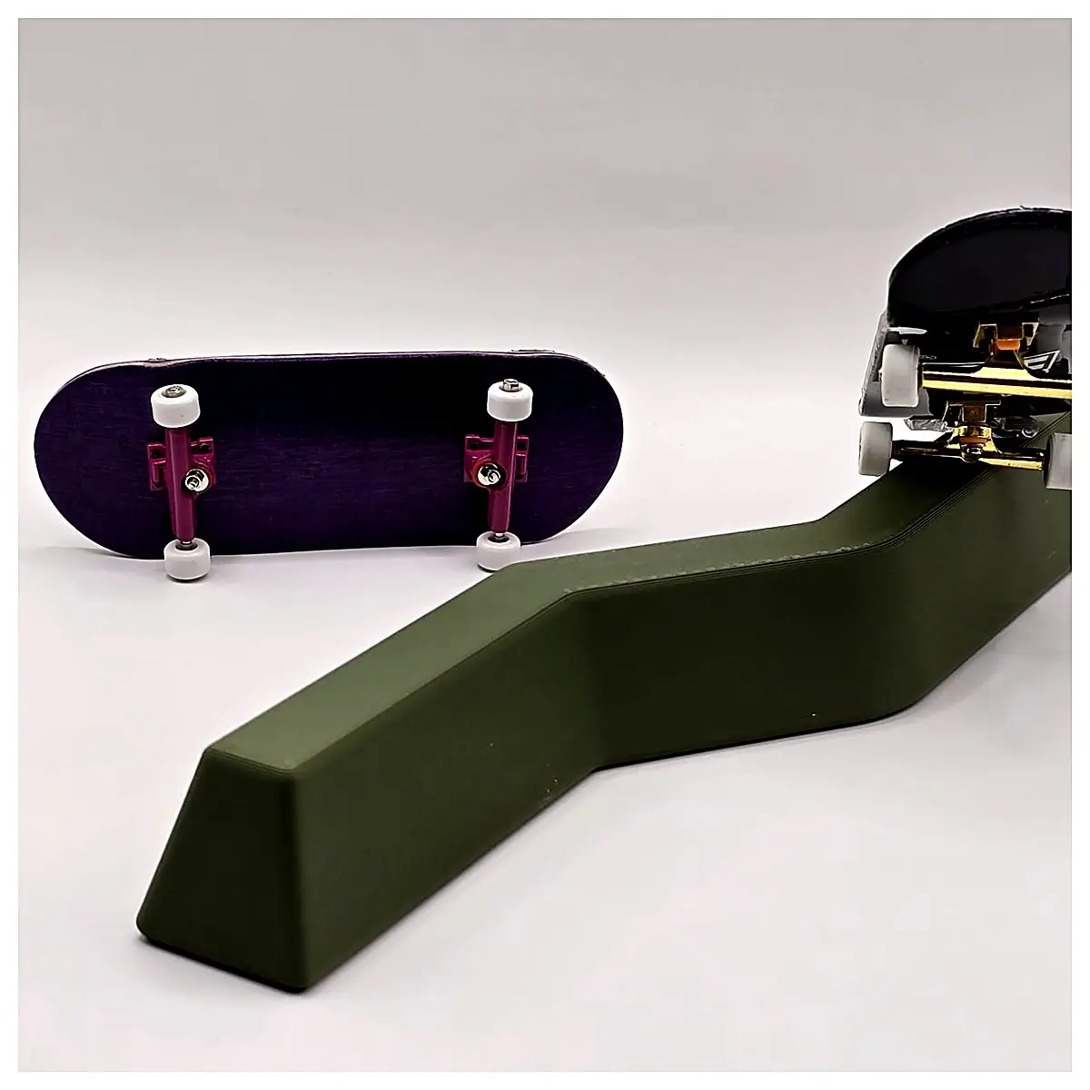 Slanted Curb Guide Rail Skate Obstacle Training Tool Skateboarding Accessories Park Obstacle Training Extreme Skate Practice Skill Development