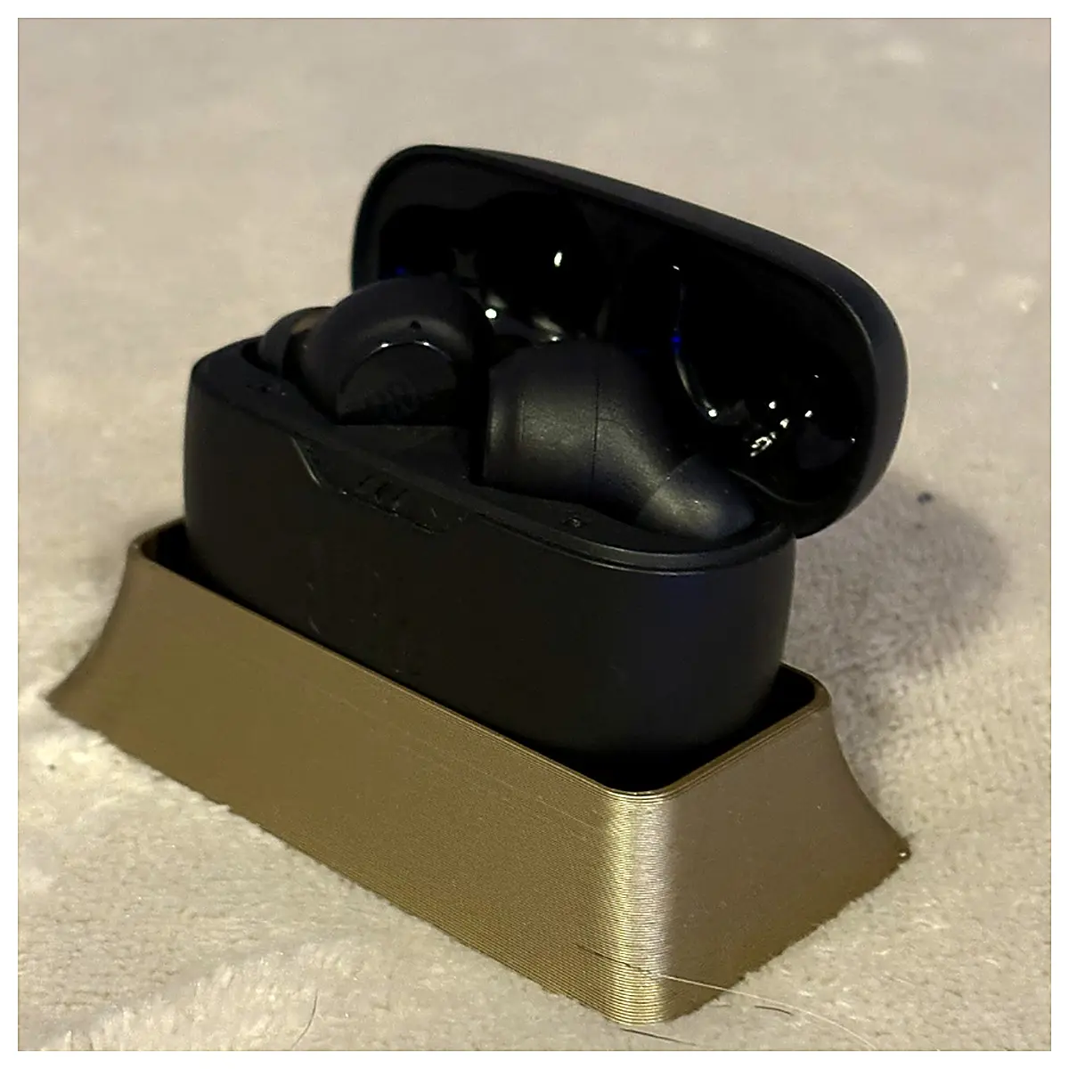 Mobile Headphone Holder Phone Stand Earphone Clip Phone Accessory Mobile Holder Phone Stand Phone Accessories Easy Grip Quick Install