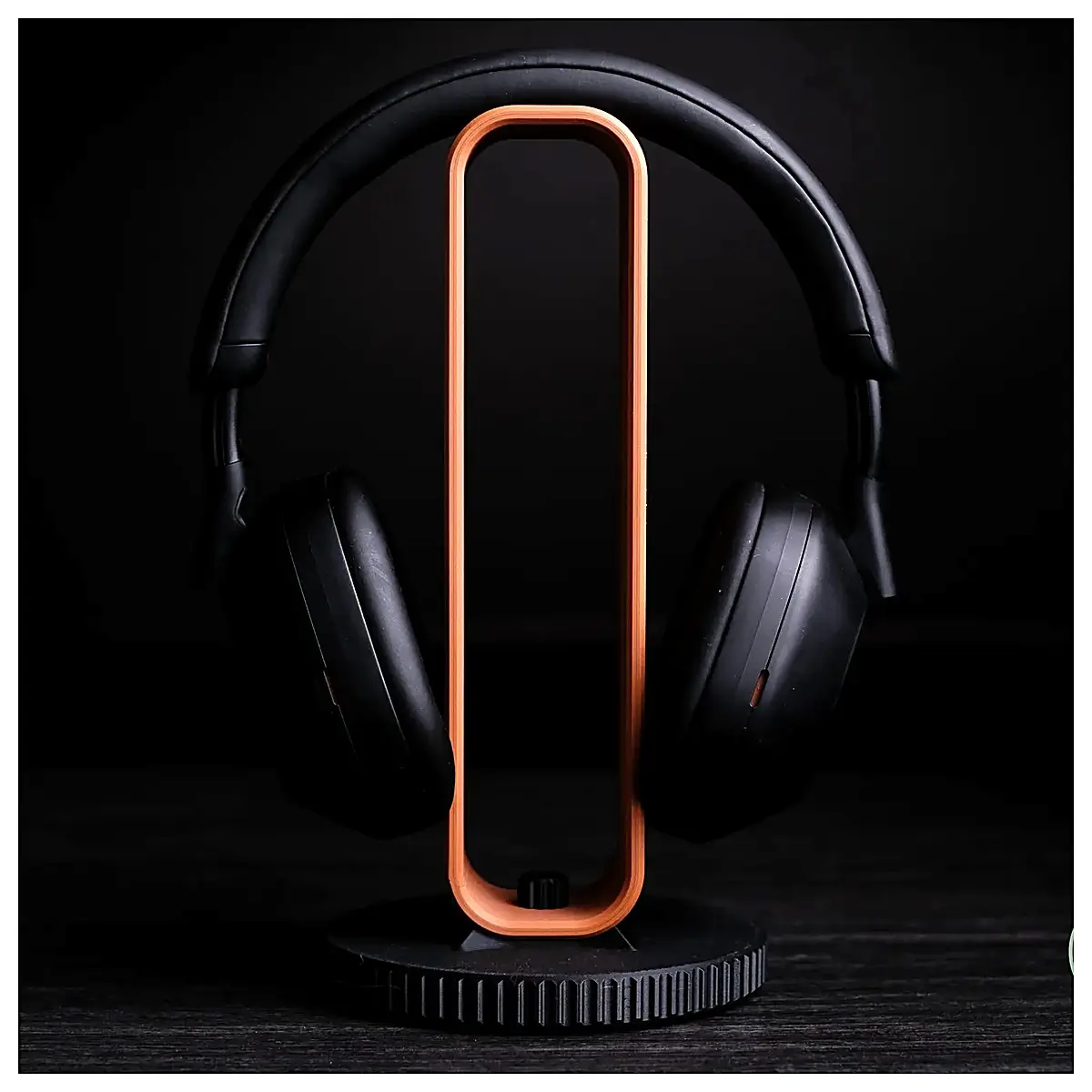 Modern Minimalist Headphone Stand Desk Organizer Earphone Holder Cable Management Desktop Accessory Phone Stand