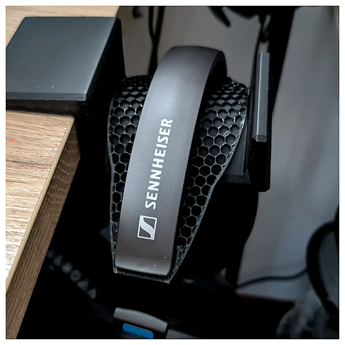 HD600 Headphone Stand Desk Mount Holder Accessory Protection Case Desktop Clamp Music Lover