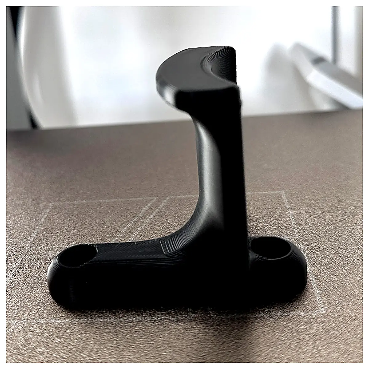 Wall Mount Headphone Holder Desk Hanger Phone Stand Lazy Earbud Holder Listening Monitor Computer Headphone Stand Accessories