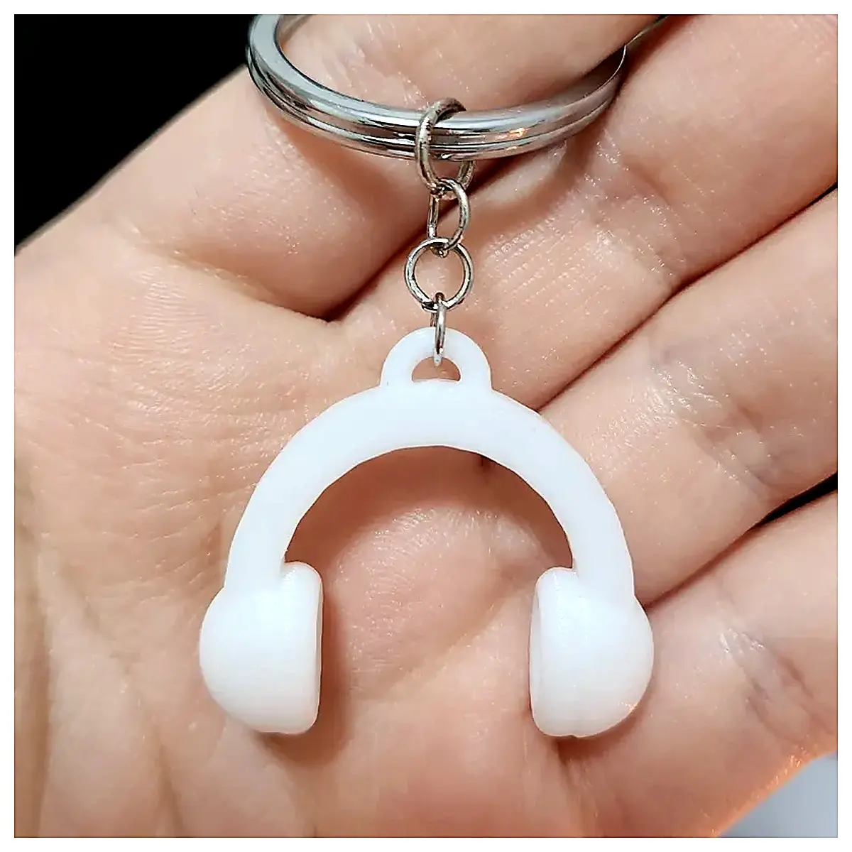 Headphone Hanger Mobile Phone Earbud Cord Holder Earphone Rope Mobile Accessory Phone Organizer Wireless Earbud Hook