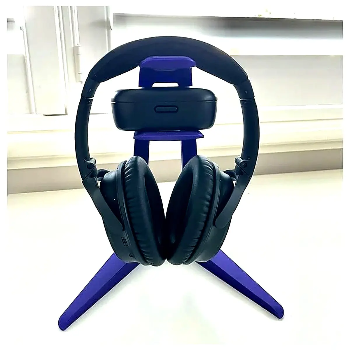 Headphone Holder Phone Desk Stand Earphone Holder Mobile Phone Stand Accessory Support Bracket Mount Holder