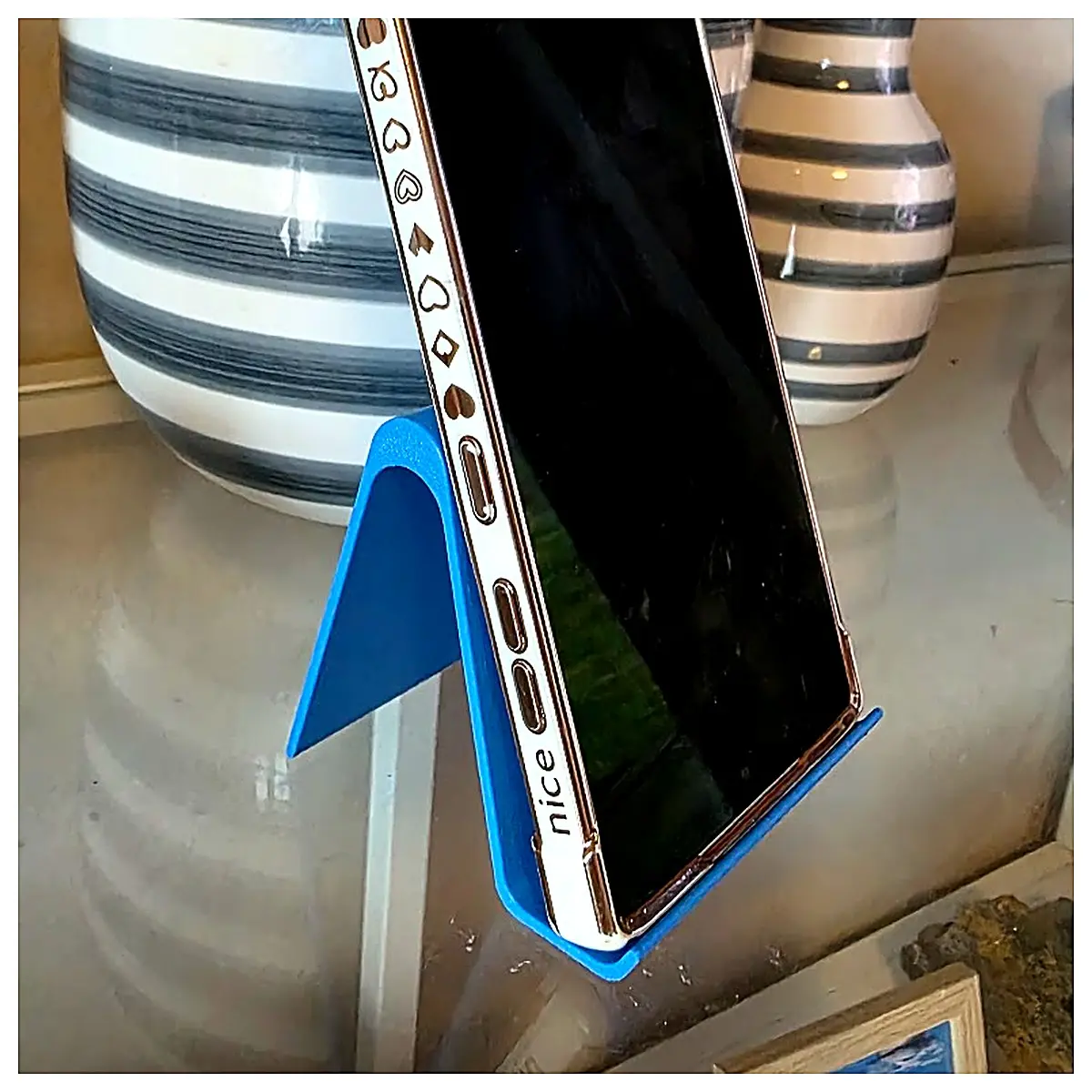 Mobile Tablet Holder Phone Stand Mount Adjustable Desk Support Bracket Accessory for Smartphones Tablets Universal Compatibility