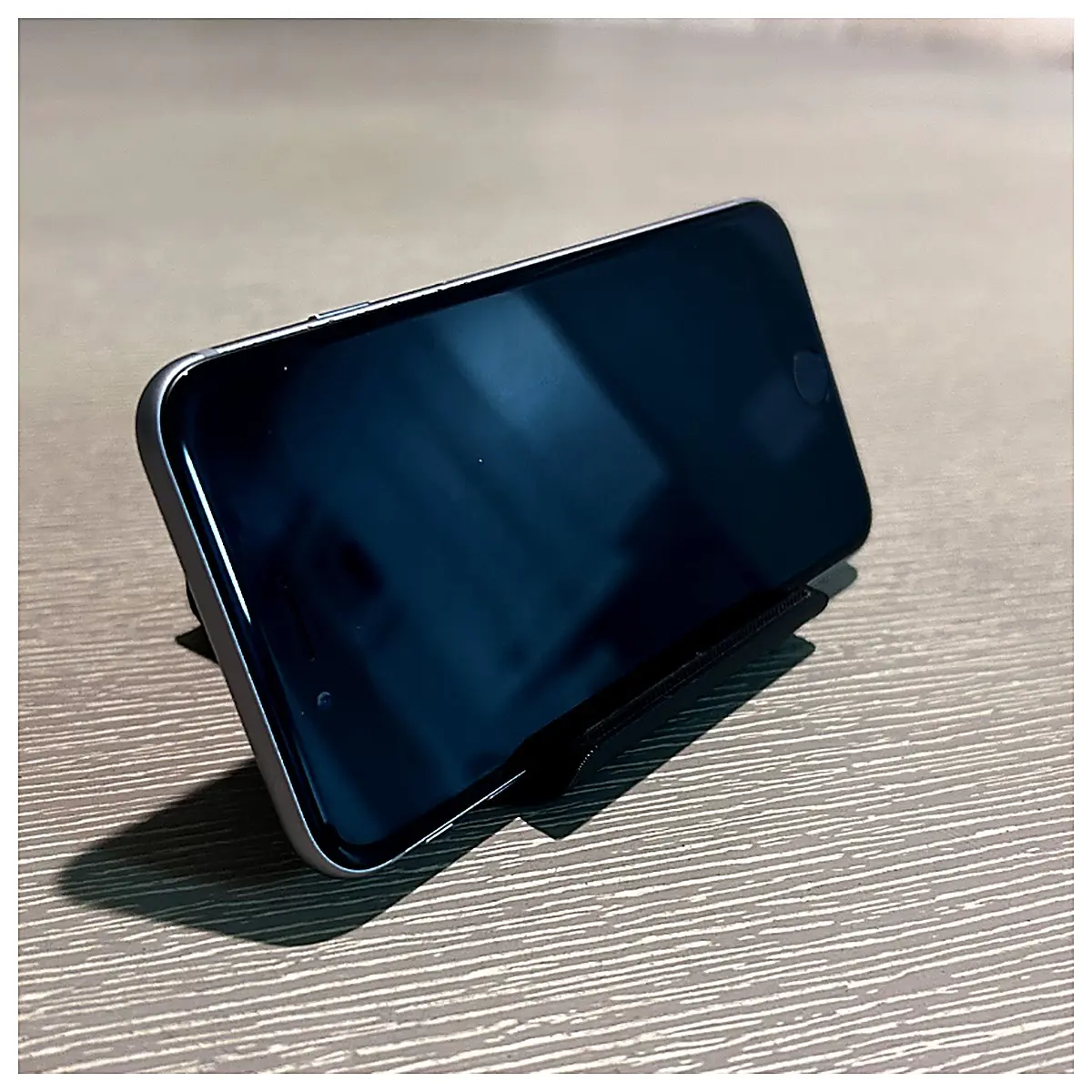 Dual Phone Holder Mount Desktop Car Phone Stand Phone Clip Holder Mobile Phone Fixing Device Car Mount Accessories