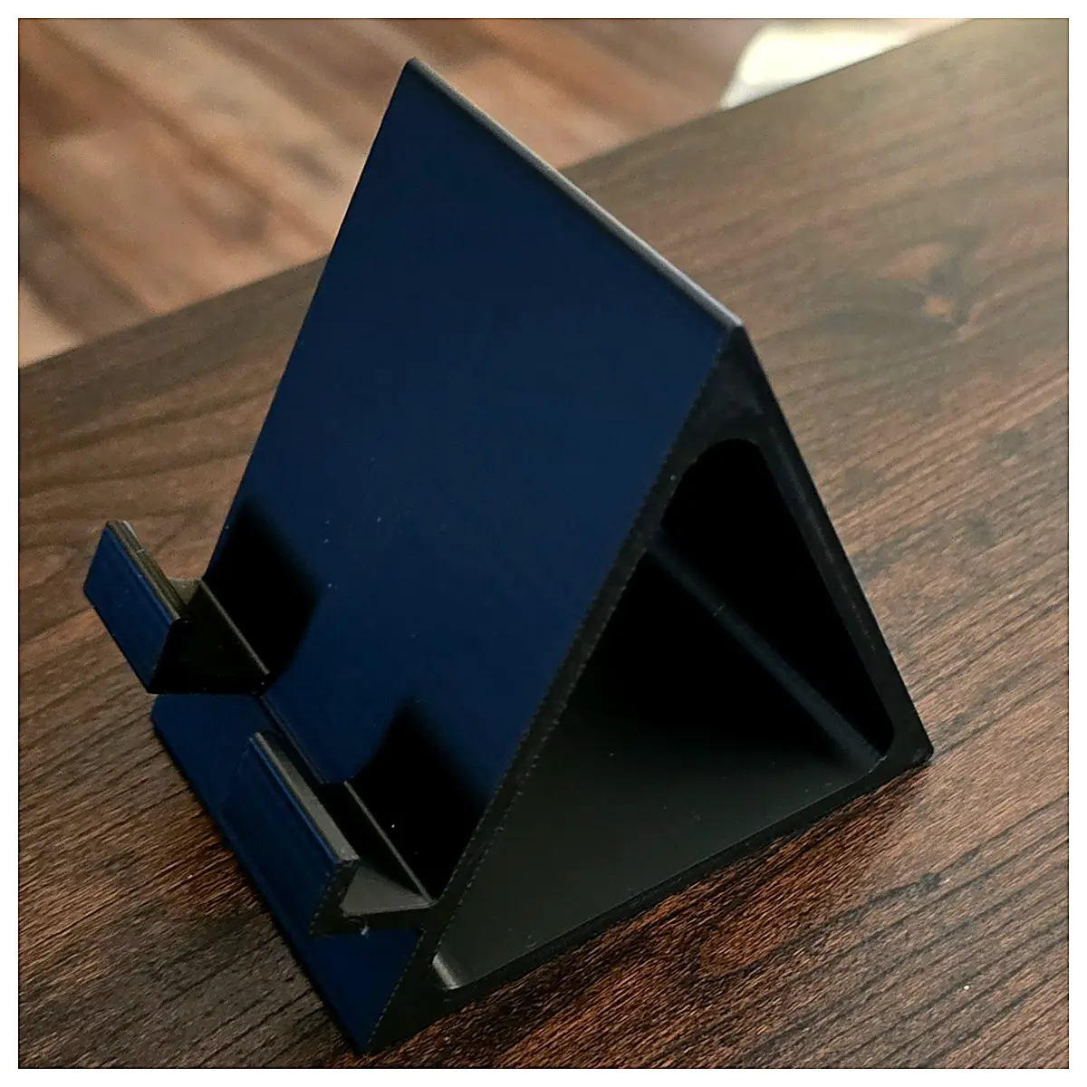 Mobile Phone Holder Mount Stable Phone Stand Car Holder Desk Stand Adjustable Angle Phone Accessories Support