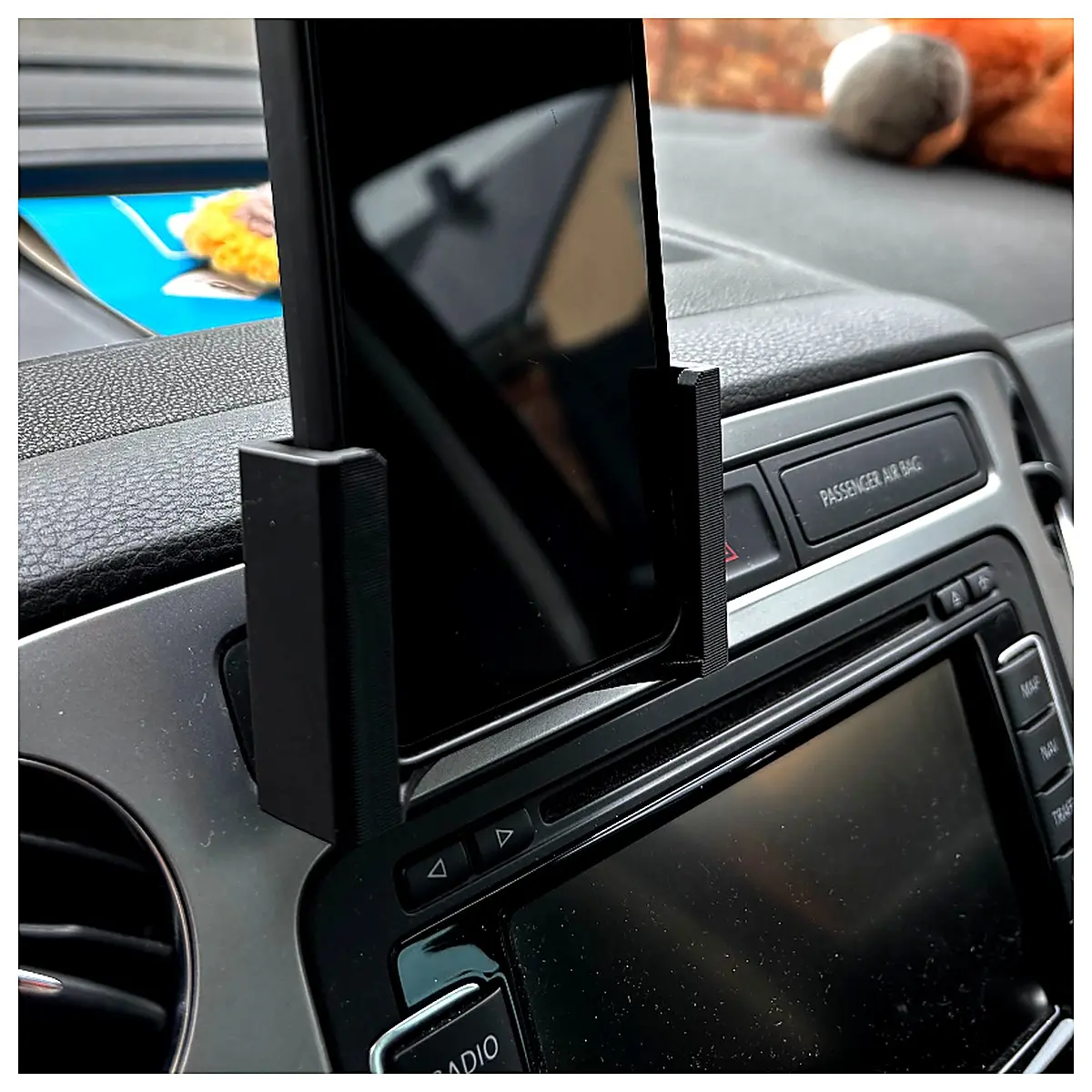 Smartphone Holder Car Mount Universal for 5N Mobile Phone Stand Auto Accessory Bracket