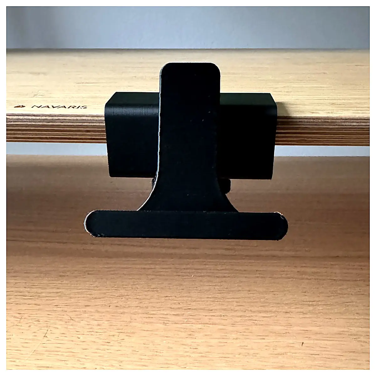 Phone Desktop Holder Phone Stand Mobile Phone Clip Bracket Phone Support for Tablets Office Study