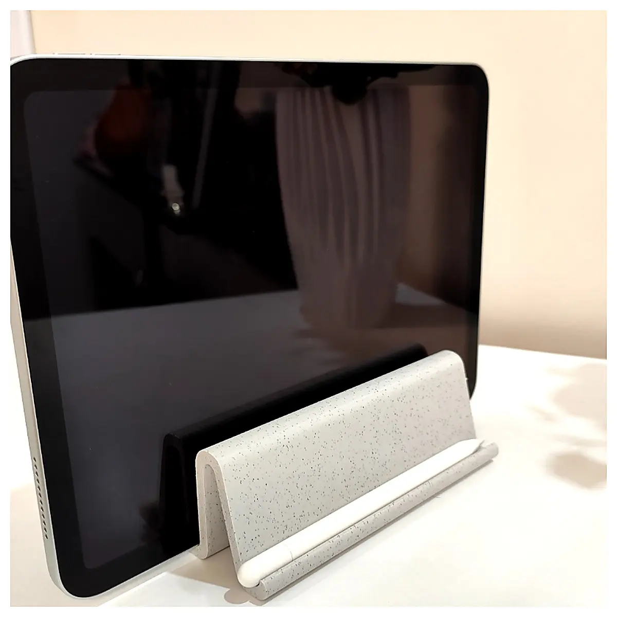 Dual Tablet Phone Holder with Handwriting Pen Stand Desktop Mount Accessory Stand Mobile Support Office Learning