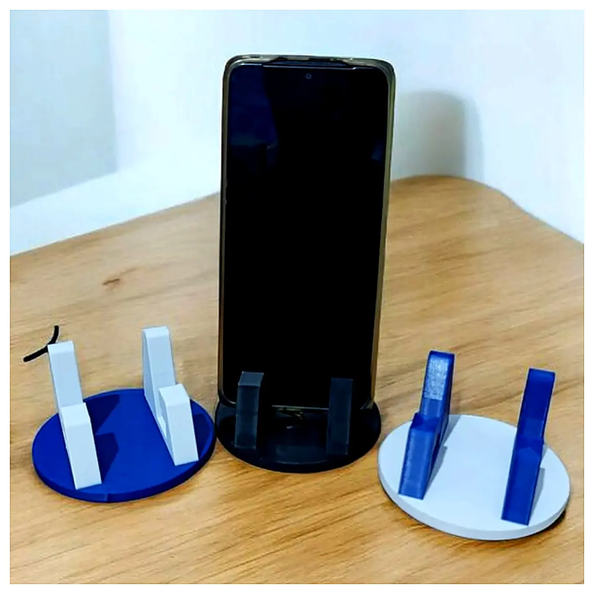 Phone Holder Mount Mobile Phone Stand Adjustable Grip Holder Car Desk Support Accessory Bracket