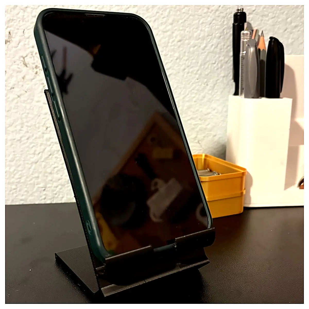 Phone Holder Mount Adjustable Phone Stand Smartphone Holder Car Mount Desktop Holder Accessory Support Bracket
