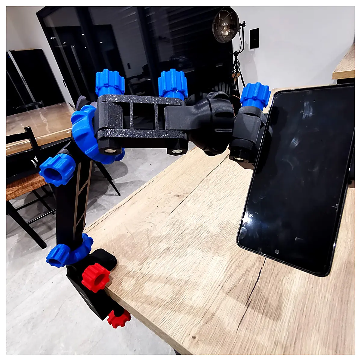 Adjustable Ball Head Phone Mount 360 Rotating Phone Holder Mobile Stand Desk Phone Support Video Recording Accessory