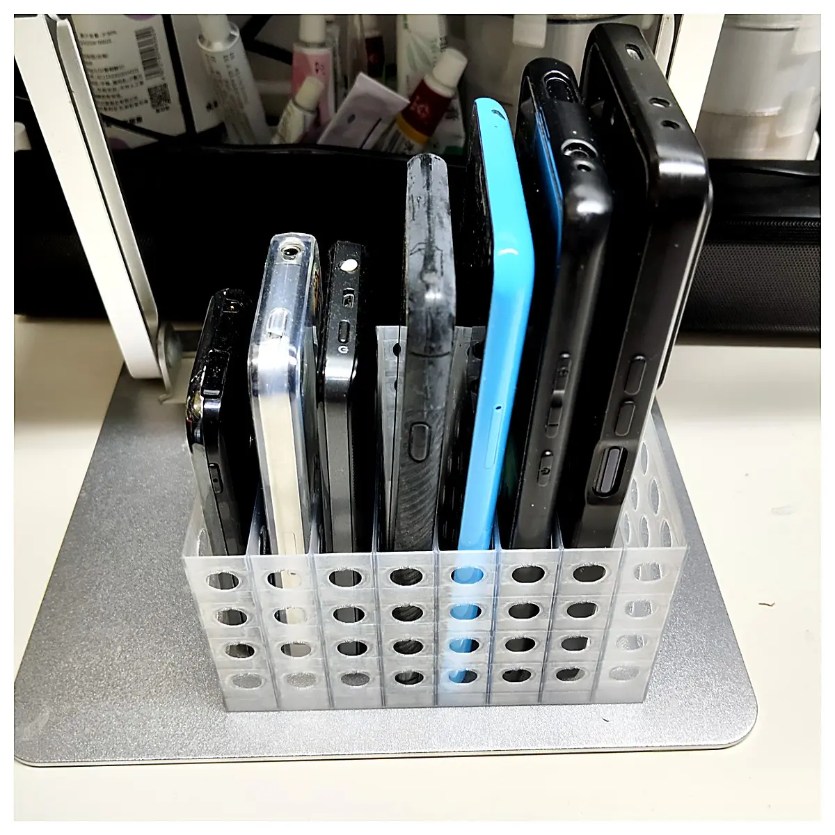 Perforated Phone Stand Holder Phone Card Slot Organizer Phone Support Bracket Phone Foot Phone Card Stand Phone Slot Holder