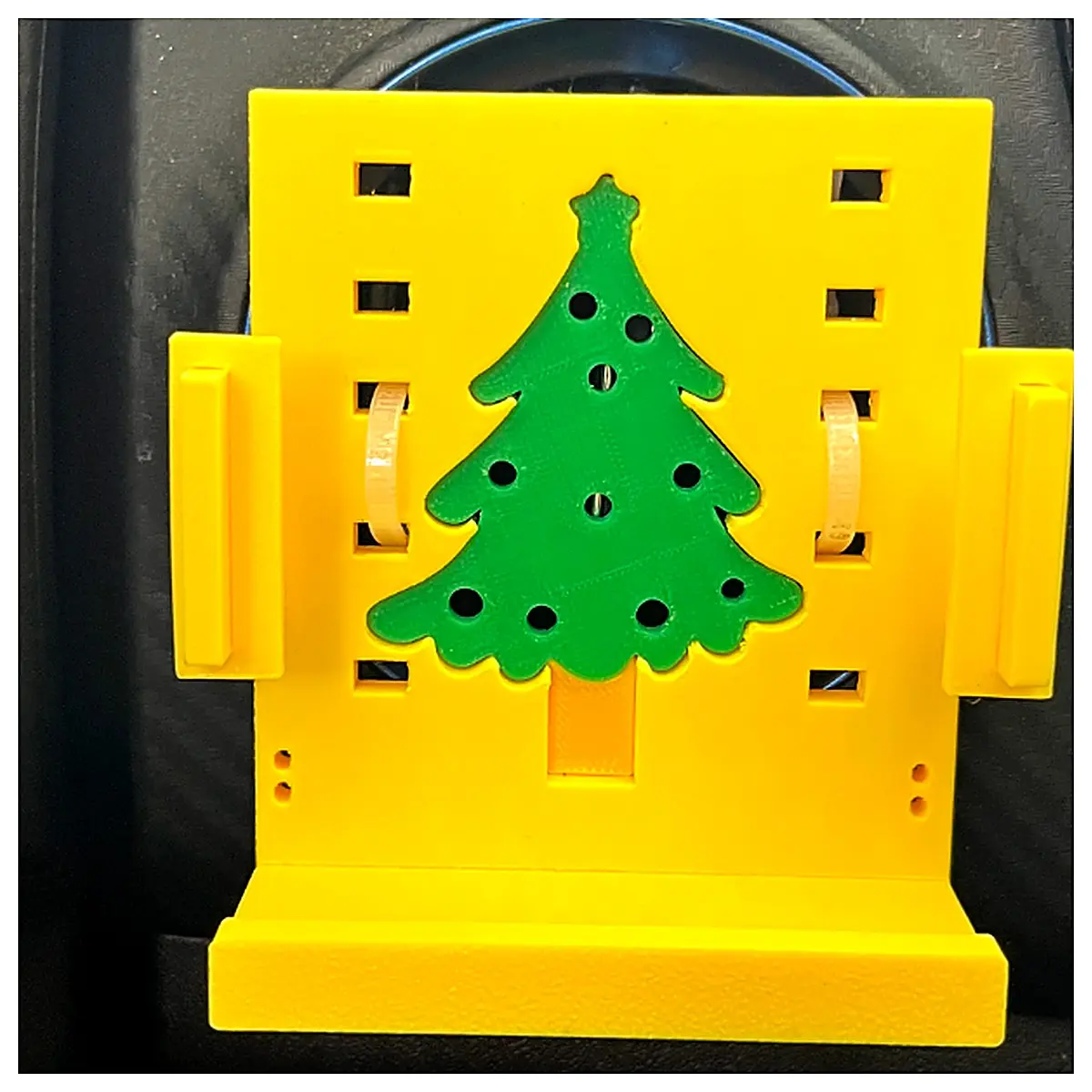 Car Vent Clip Holder Phone Mount Christmas Tree Shape Car Accessory Mobile Phone Holder Dashboard Support