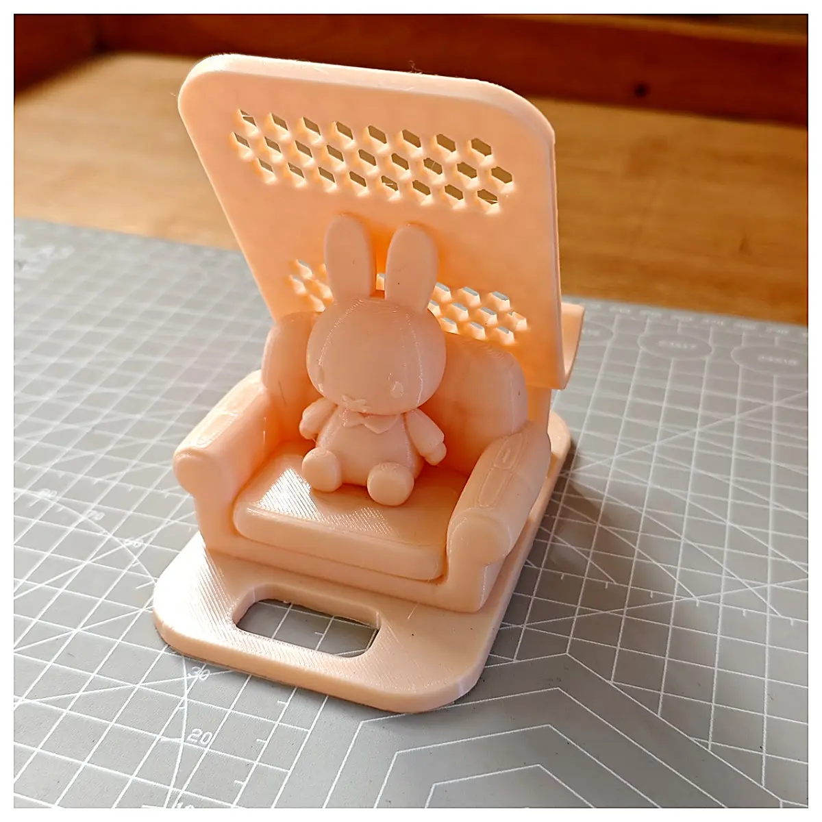 Small Rabbit Sofa Phone Stand Combo Print Desktop Decoration Kids Toy Office Desk Holder Creative Gift Print Stand Beginner Friendly