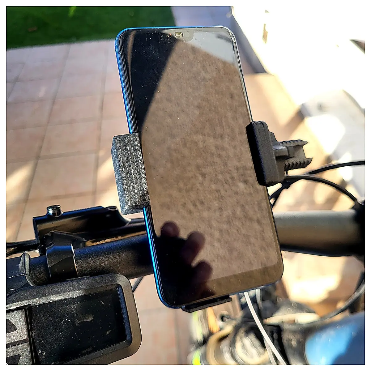 Bike Phone Mount Holder Cycling Mount Accessory Phone Holder Installation Fitness Phone Mount Compatible with Bicycles Phone Mount