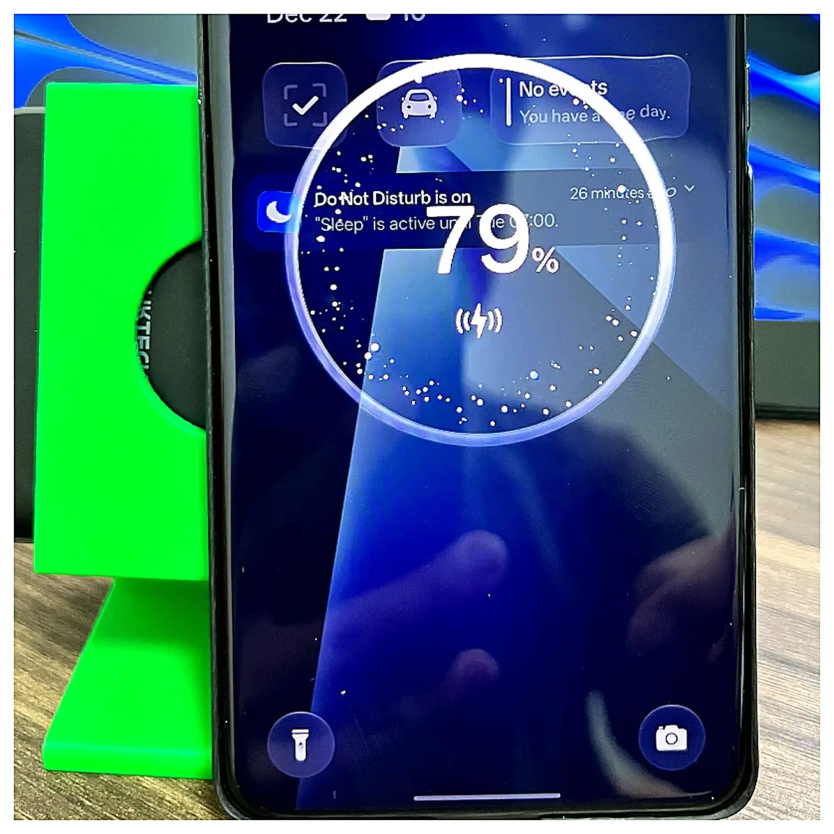 Kutaike CP132 Magnetic Charging Bank Phone Stand Phone Stand Mobile Holder Smartphone Holder Charger Stand Smartphone Accessories