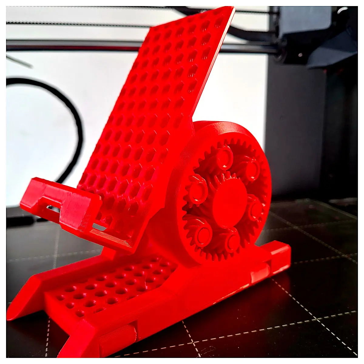Adjustable Phone Holder Mobile Stand Bracket Phone Support Clip Desktop Mount Accessory Phone Stand Parts Viewing Stand