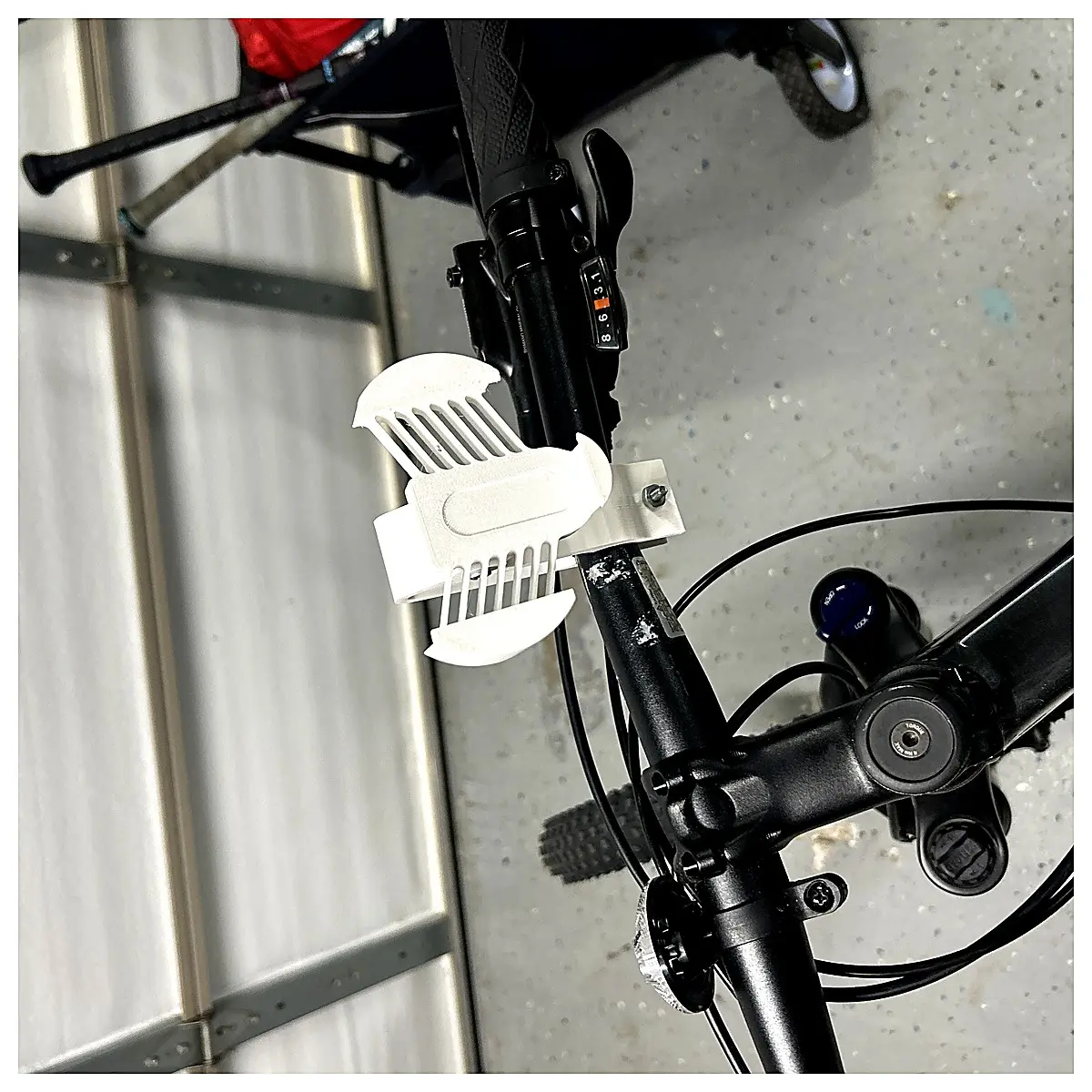 Robust Bike Phone Mount Car Mount Cycling Accessory Mobile Holder Bracket Stabilizer for Cycling Riding