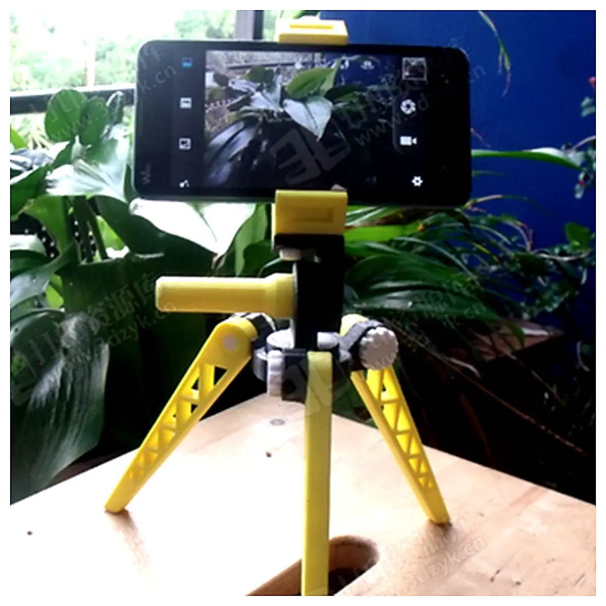 Mobile Tripod Stand Phone Camera Mount Holder Stabilizer Accessory for Phone Photography Video Shooting