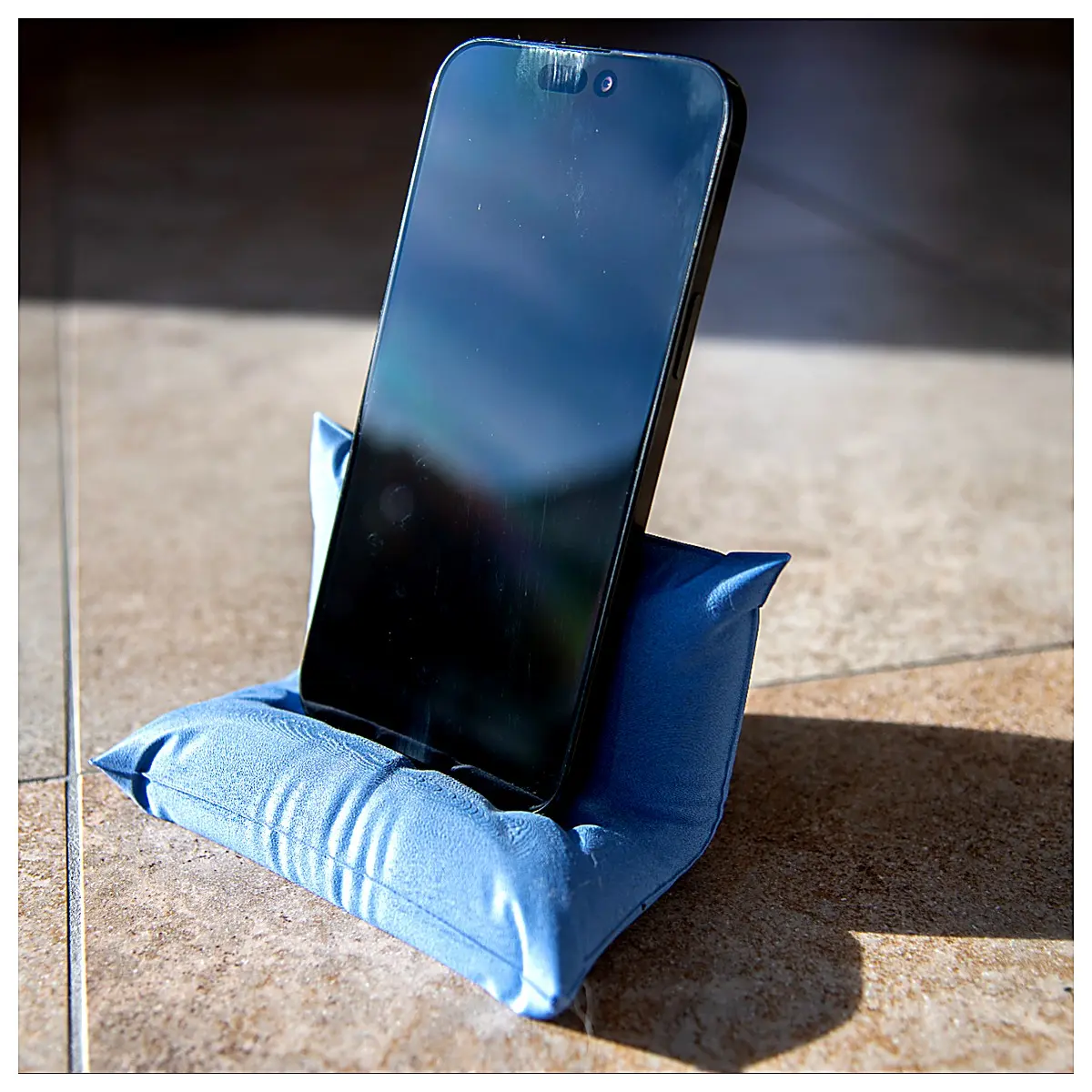 Phone Holder Pillow Stand Mobile Phone Headrest Mount Accessory Phone Support Bracket Adjustable Holder for Car Office Sleep