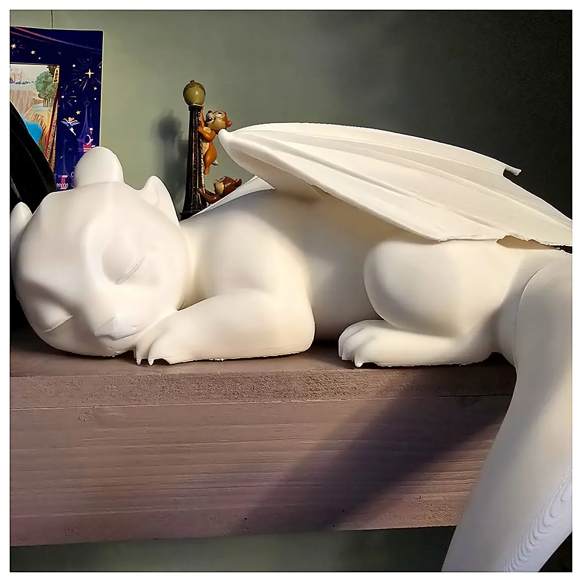 Windblown Puppy Figurine Miniature Pet Decoration Cute Dog Model Indoor Display Desktop Small Toy Quirky Puppy Gift