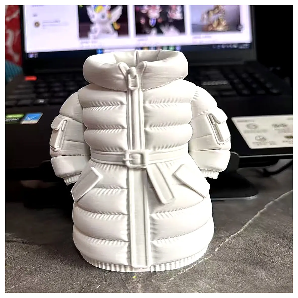 Down Jacket Holder Organizer Pouch Warm Multi Functional Stackable Storage Outdoor Travel Hiking Gear Down Vest Stand