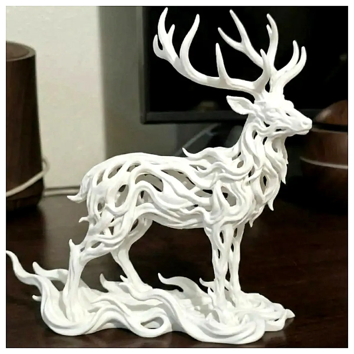 Magnificent Voronoi Deer Forest Soul Figurine Decorative Animal Sculpture Home Desk Ornament Landscape Model Forest Theme Decoration