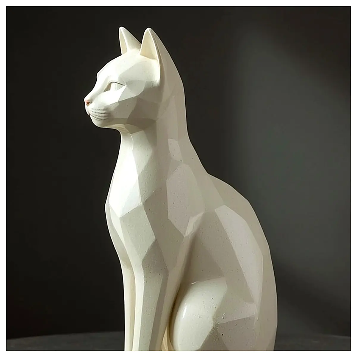 Modern Geometric Cat Sculpture Indoor Decoration Figurine Art Piece Home Decor Creative Pet Ornament Geometric Cat