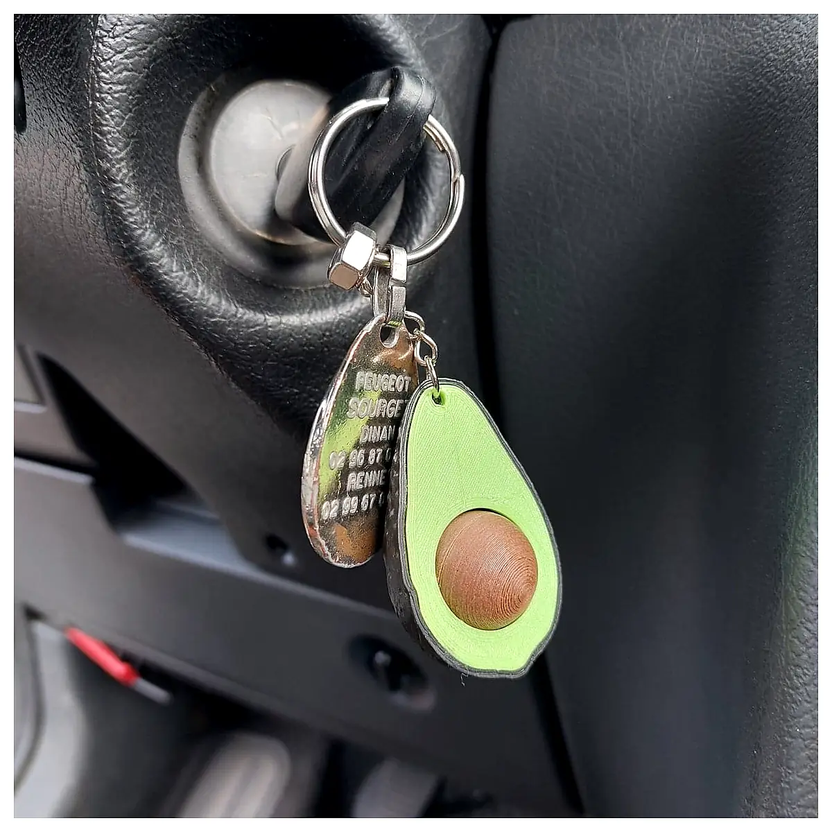 Fidget Avocado Keychain Stress Relief Toy Novelty Desk Decoration Gift Idea