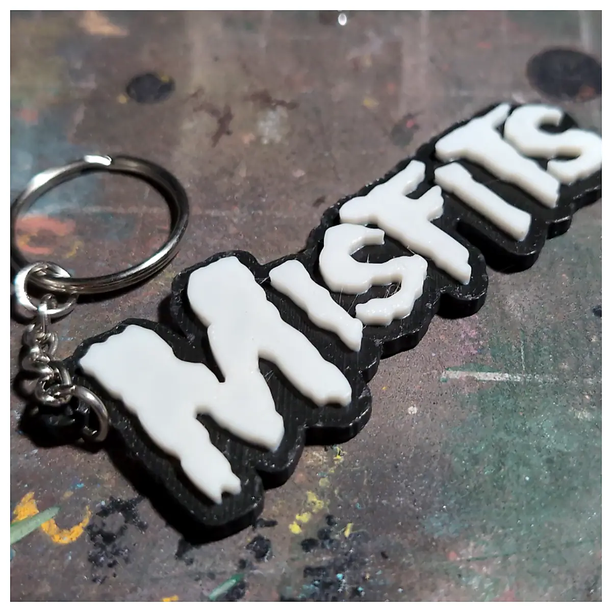 Misfits Keychain Personality Decoration Gift Memorial Parts Repair Decoration
