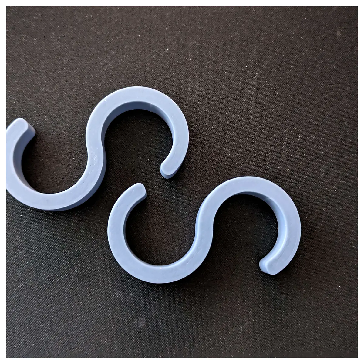 Baby Grip Hook Infant Grabber Toy Developmental Learning Tools Baby Feeding Accessories Snack Training Hangers