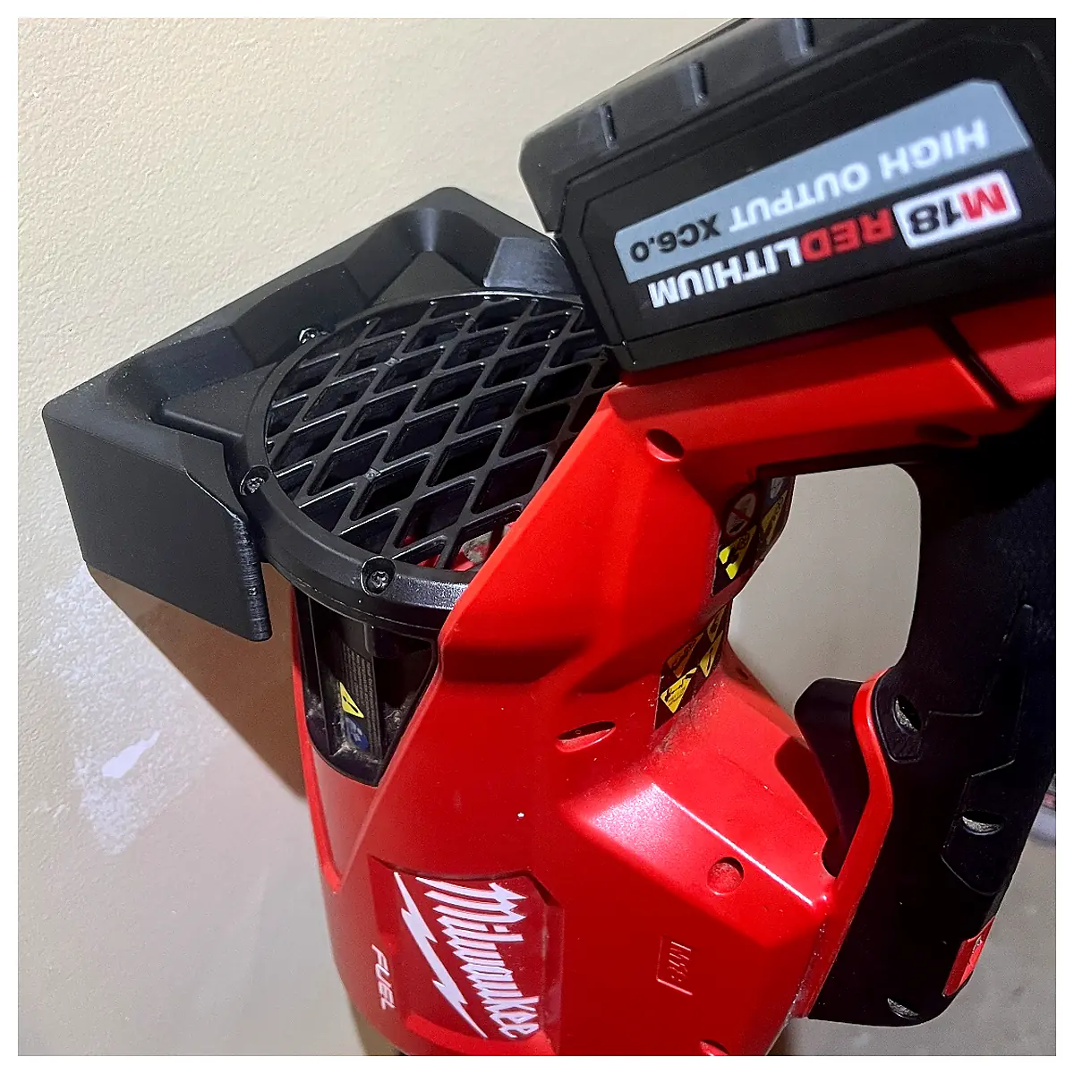 M18 Cordless Blower Wall Mount Leaf Blower Powerful Suction Garden Cleaning Sweep Removal