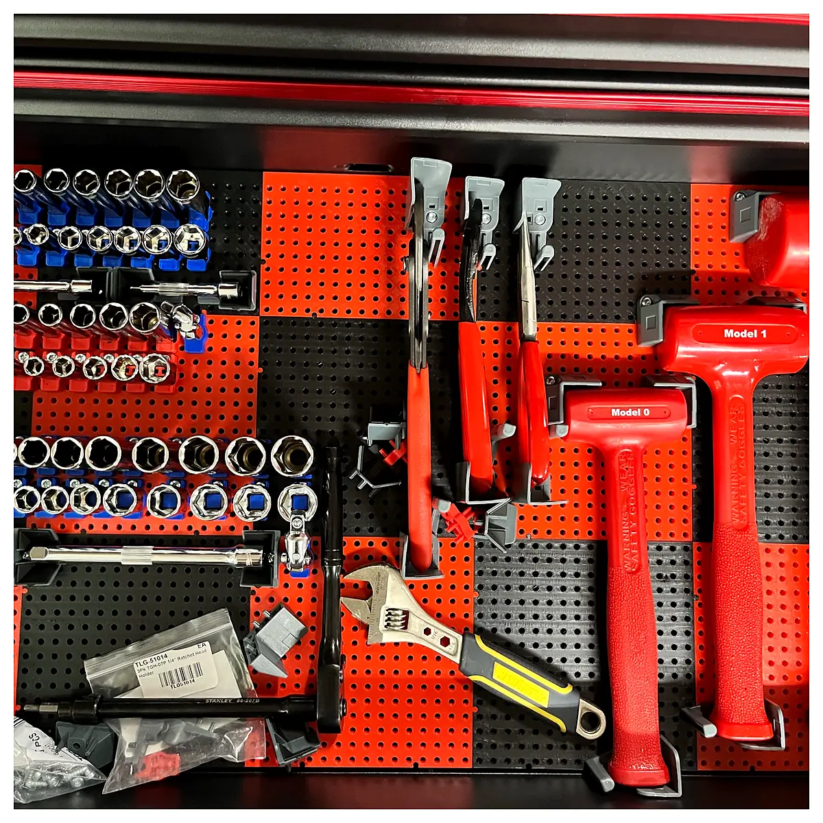 6x6 Pegboard Tool Grid Set Building Blocks Crafting Kit Parts Accessories