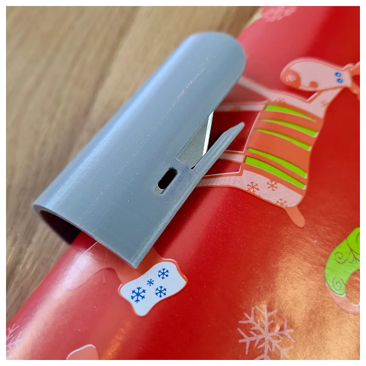 Gift Wrap Cutter Universal Paper Cutter Fast Cutting Tool Gift Wrapping Scissors Edge Trimmer