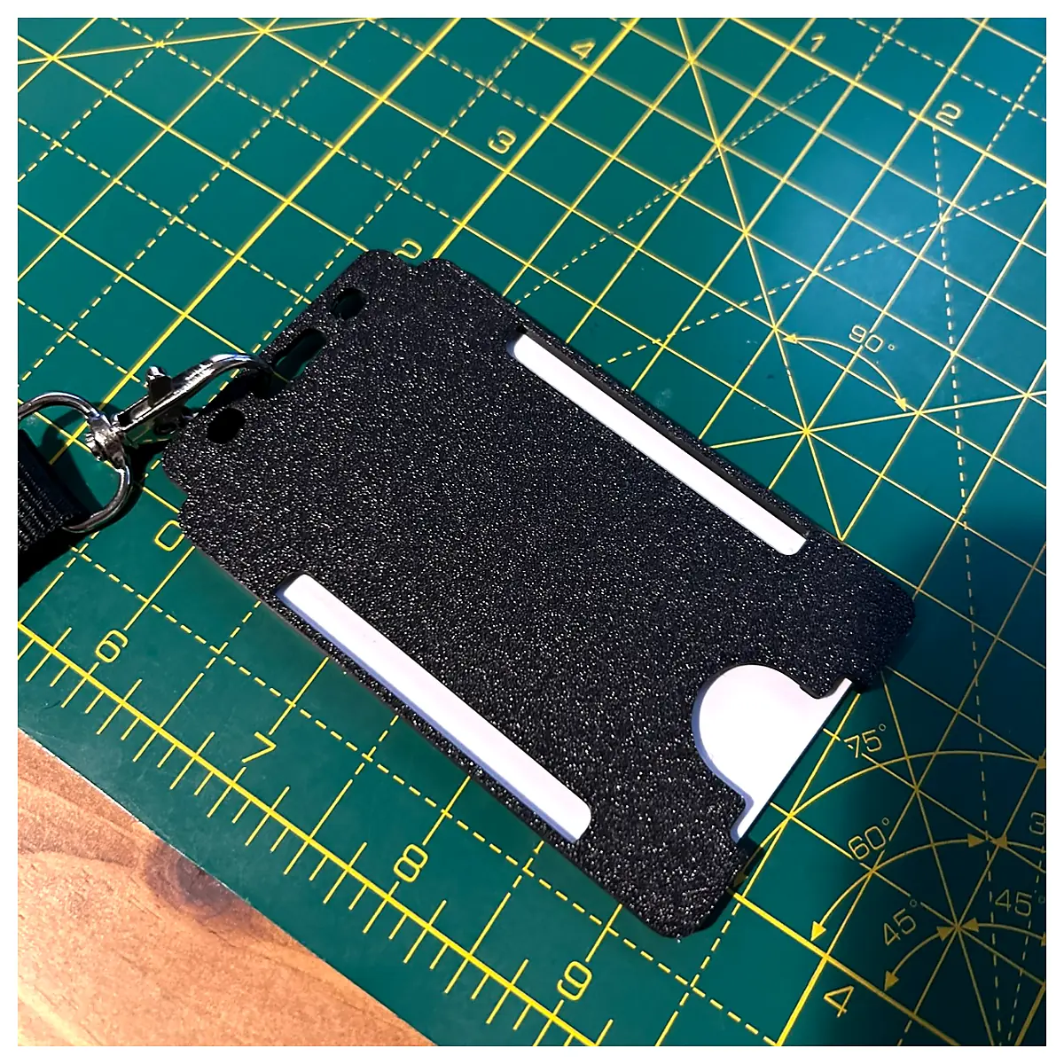 ID Card Holder Key Fob Case Card Organizer Key Access Protection Universal Multi Use