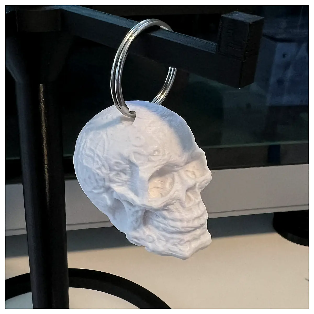 Skull Keychain Decoration Memorial Hanging Gag Gift Anime Keychain Accessories