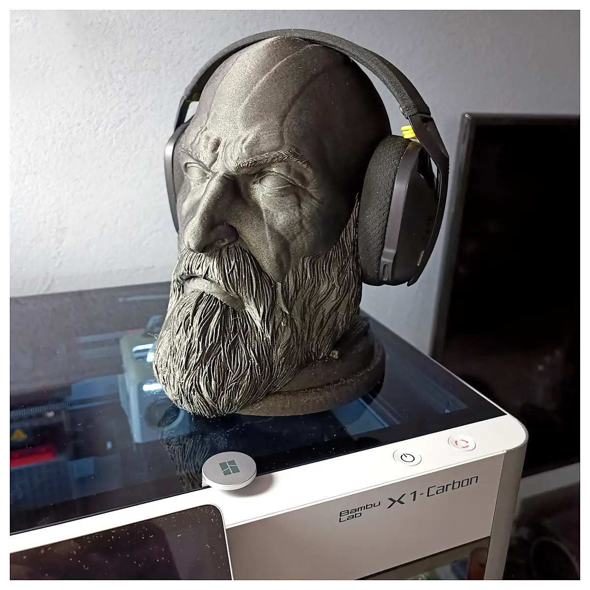 God of War Kratos Head Stand Gaming Accessory Collectible Statue Figure Display Decor Headphones Stand Gift