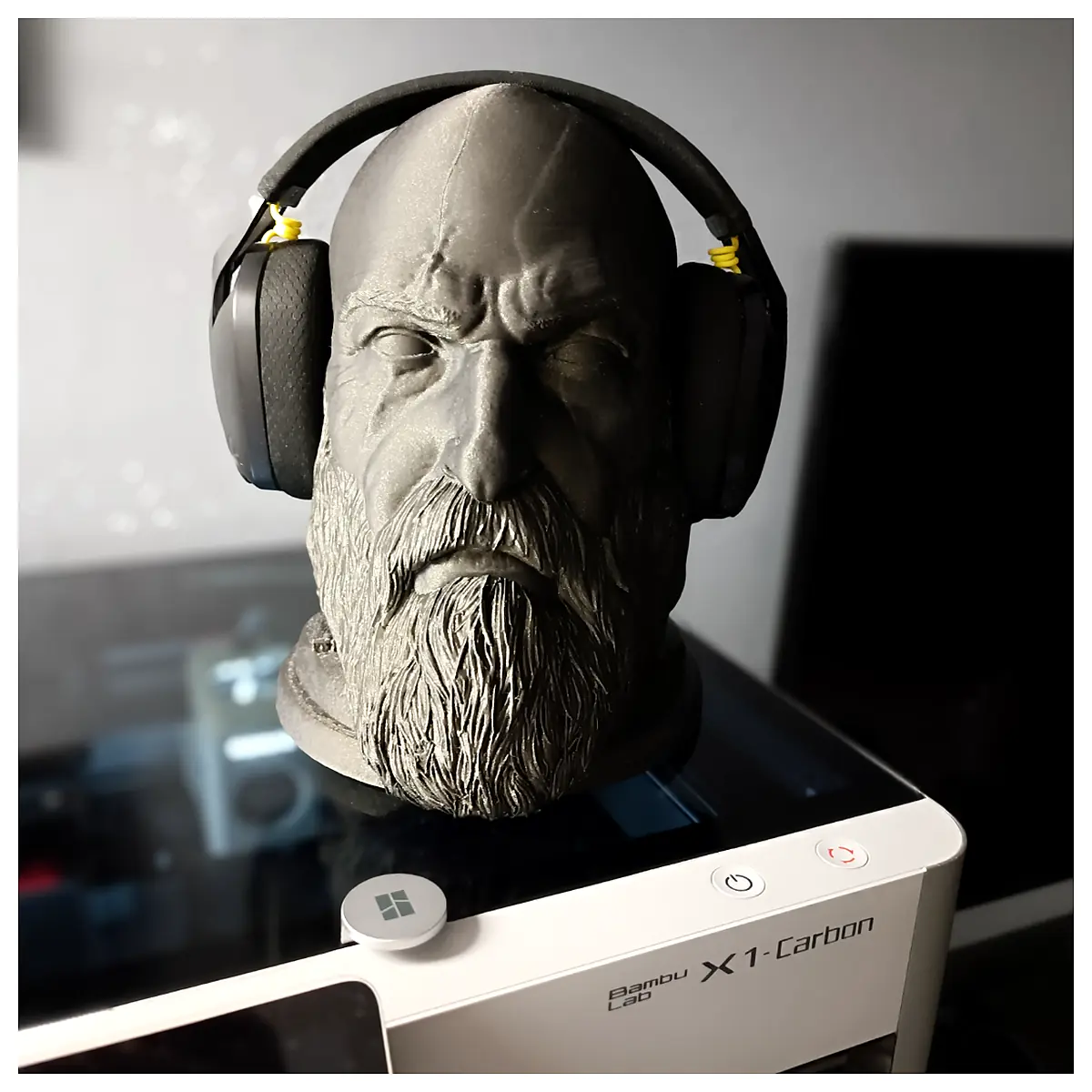 God of War Kratos Head Stand Gaming Accessory Collectible Statue Figure Display Decor Headphones Stand Gift