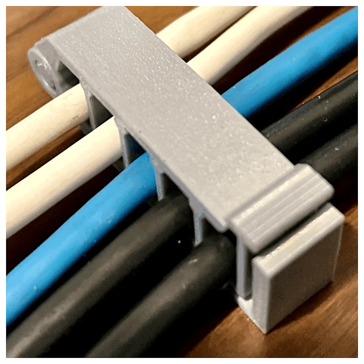 Cable Management Clip Latch Hinge Cable Organizer Cable Ties Wire Clips Securing Support Bundling Protection