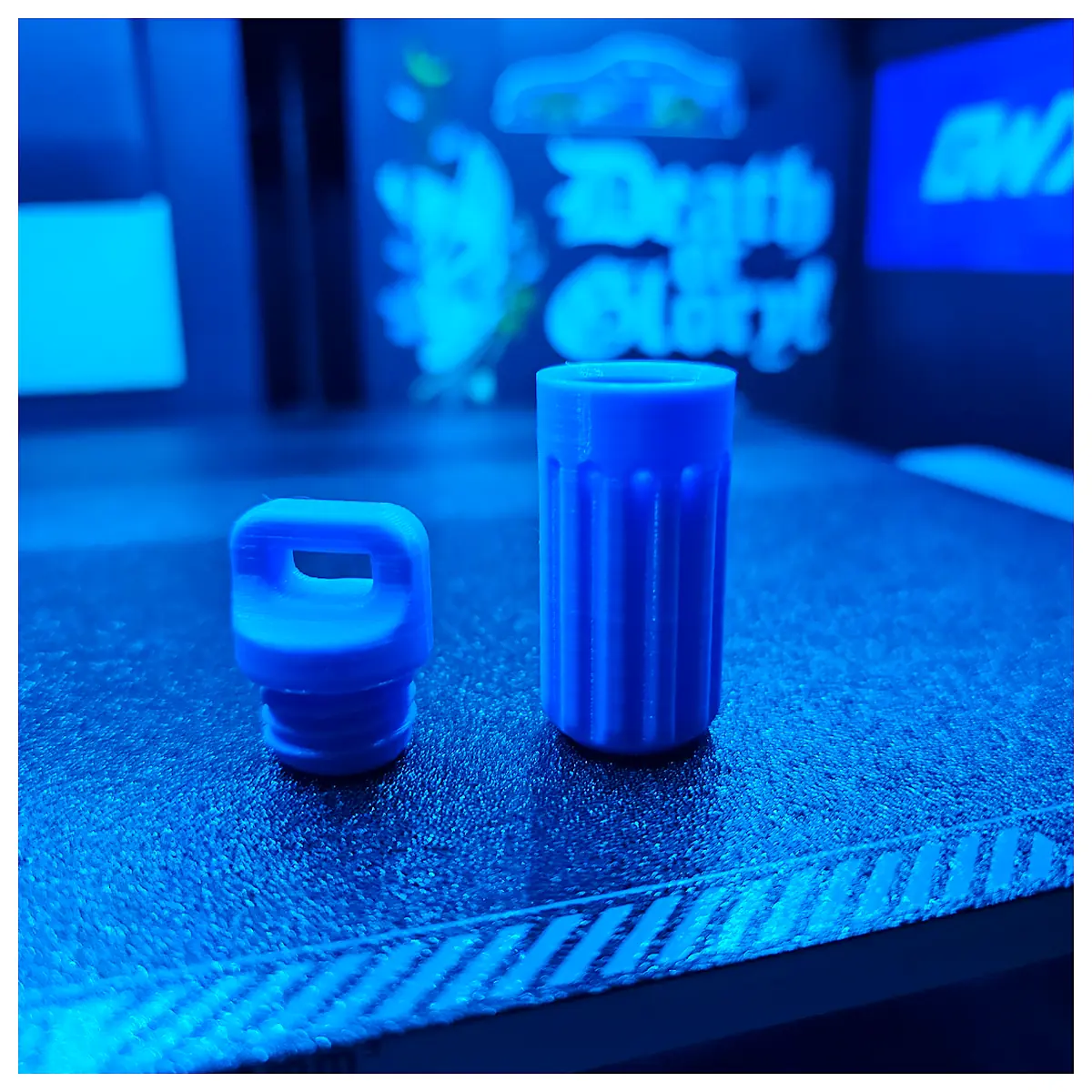 Keychain Pill Container Bottle Multi Pill Storage Key Chain Drug Bottle Organizer