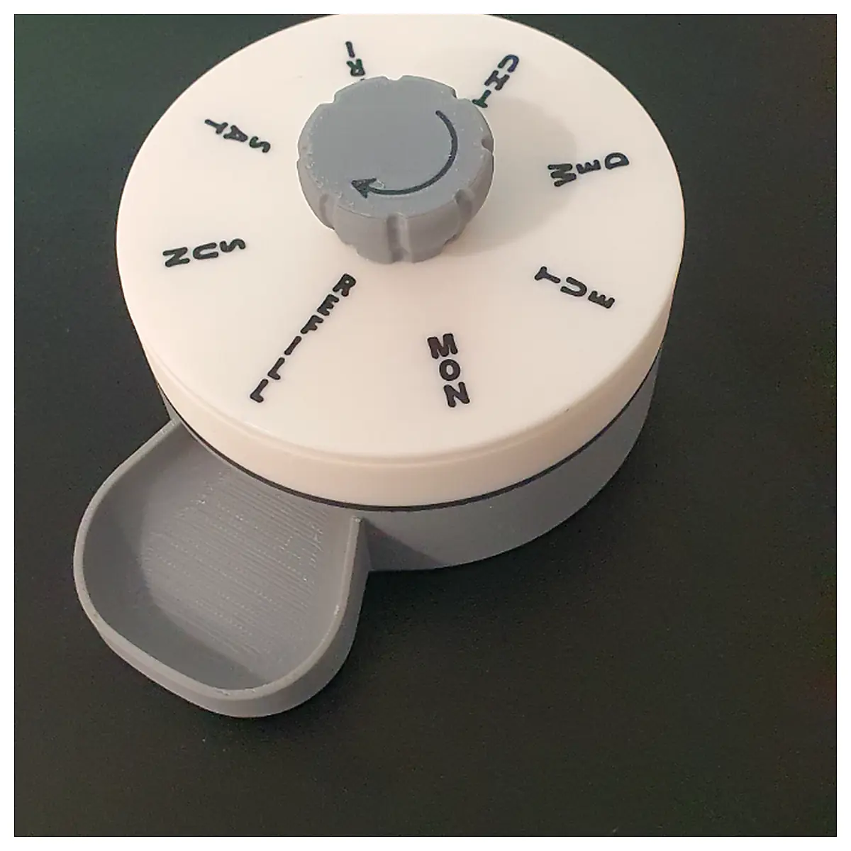 Automatic Pill Dispenser Reminders Dosage Management Medication Tracker Smart Device Maintenance