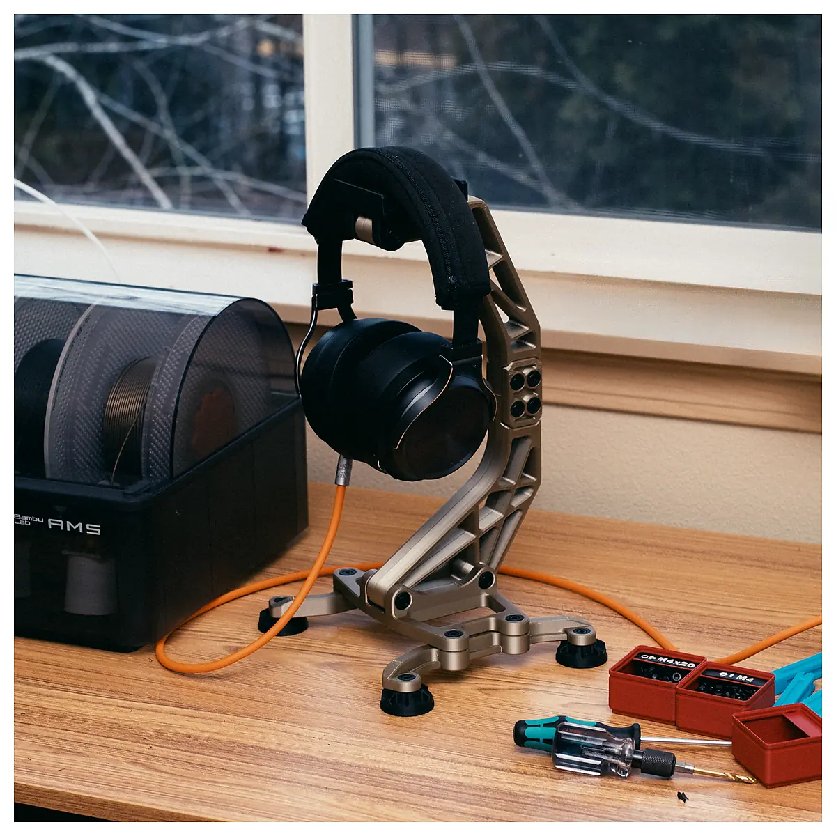 Industrial Headphone Stand Protect Store Organize Audio Accessories Headphone Holder Support